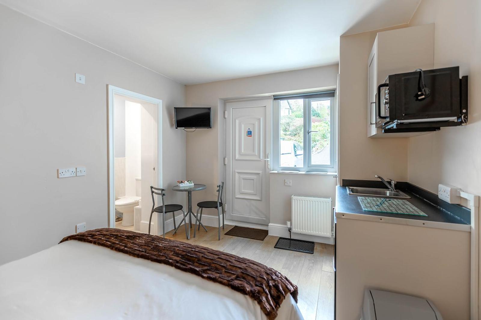Windermere Studio Rooms - With Free Car Parking Onsite Exteriér fotografie