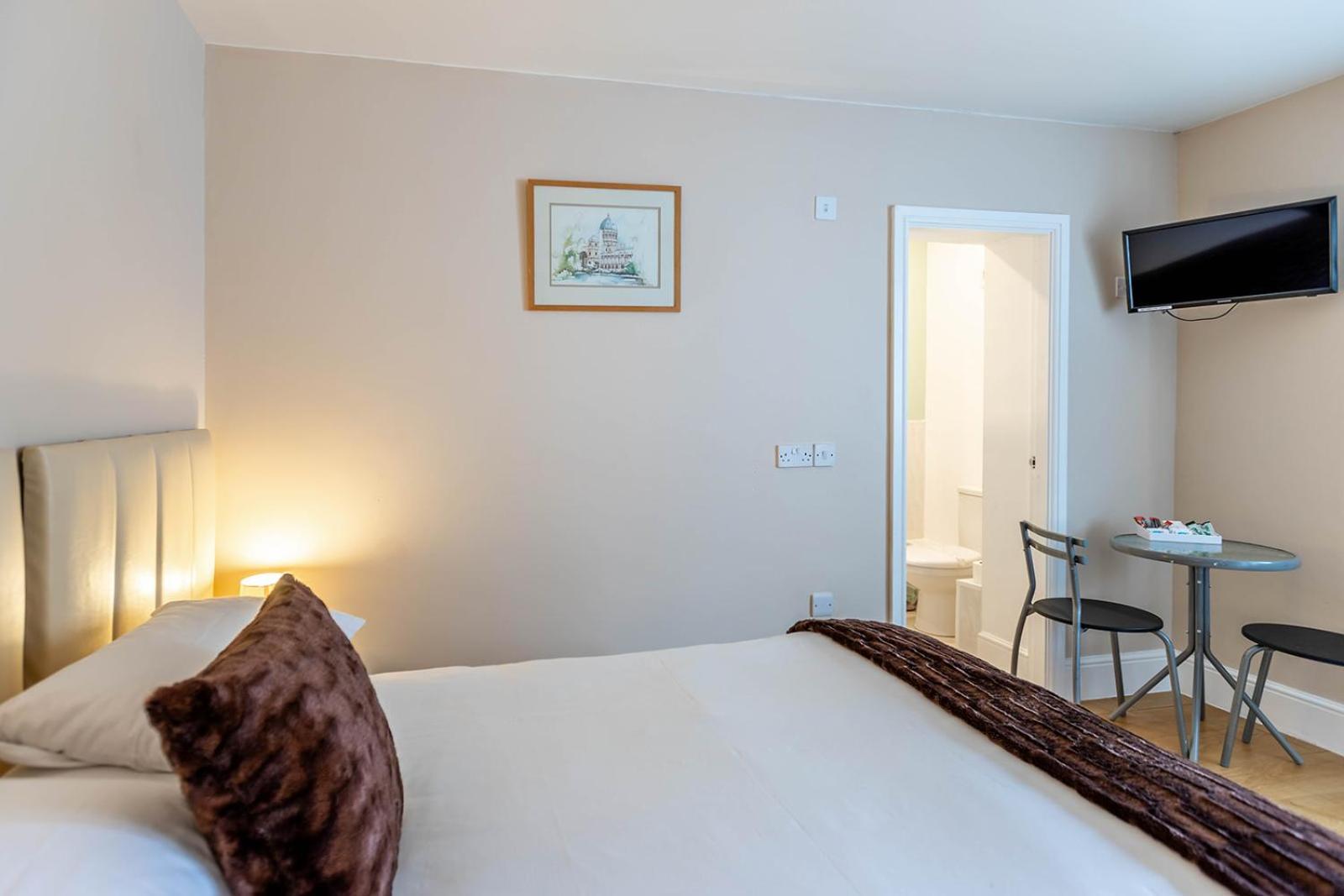 Windermere Studio Rooms - With Free Car Parking Onsite Exteriér fotografie