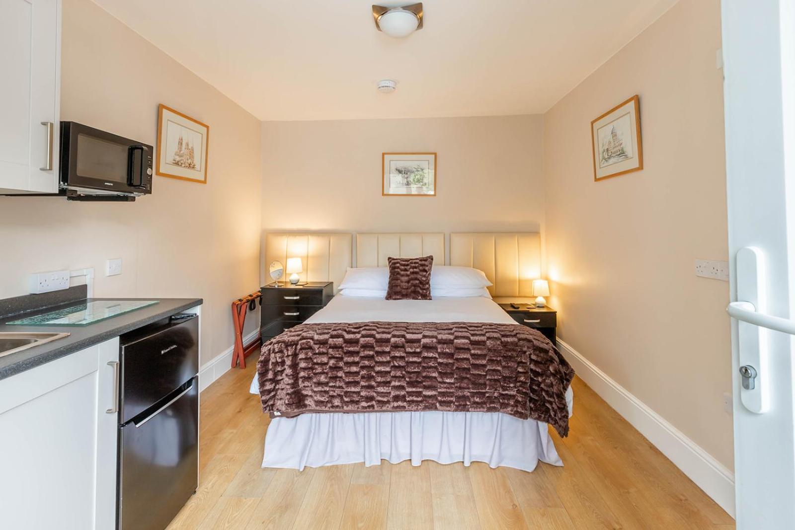 Windermere Studio Rooms - With Free Car Parking Onsite Exteriér fotografie
